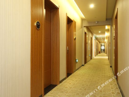 Цзилинь: Yuelang Pinzhi Hotel Jilin East Gate