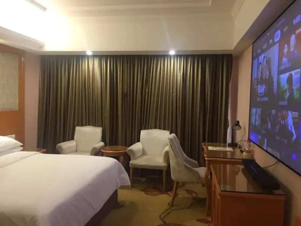 Шэньчжэнь: Vienna Hotel Shenzhen Gongming Nanhuan Road