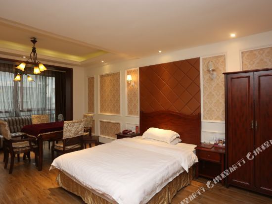 Наньчун: NanchongMerlincommercialhotelStarGarden