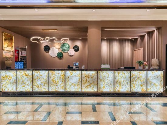 Lucheng Yuhuayuan Hotel (Lin'an Wanhua Square) — фото 1