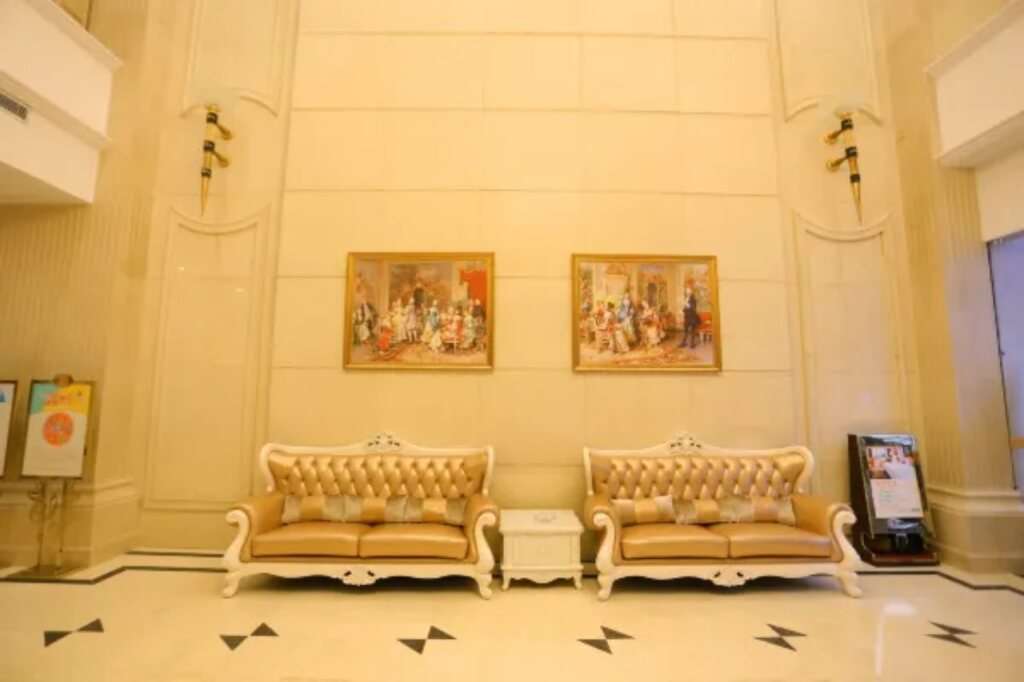 Дунгуань: Vienna Hotel (Dongguan Zhangmutou)