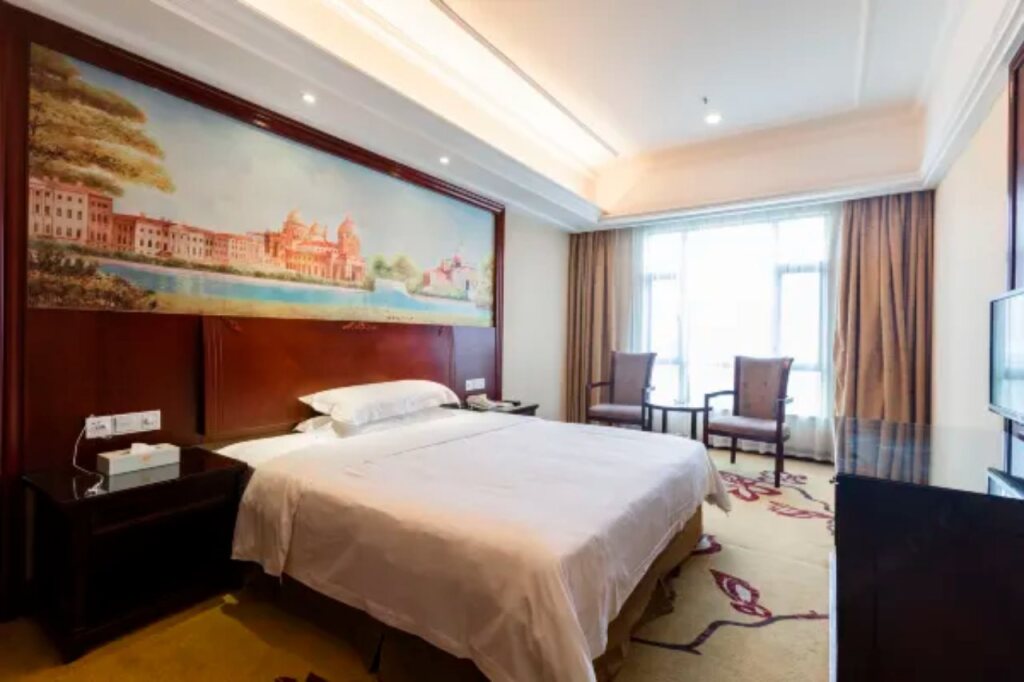 Дунгуань: Vienna Hotel (Dongguan Zhangmutou)