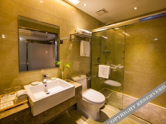 Наньпин: Yijia East Pinwei Hotel
