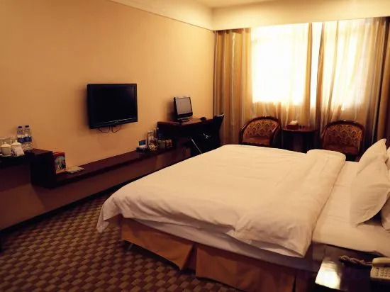 Цзуньи: Hongwu Hotel