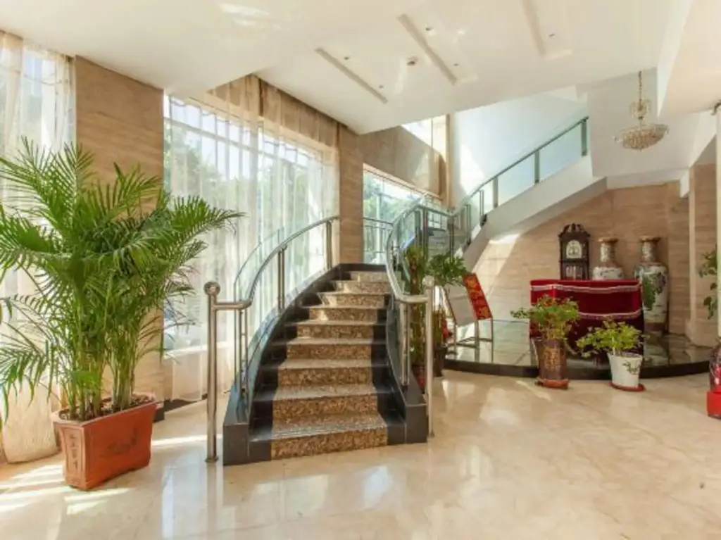Jin Yuan Hotel — фото 1