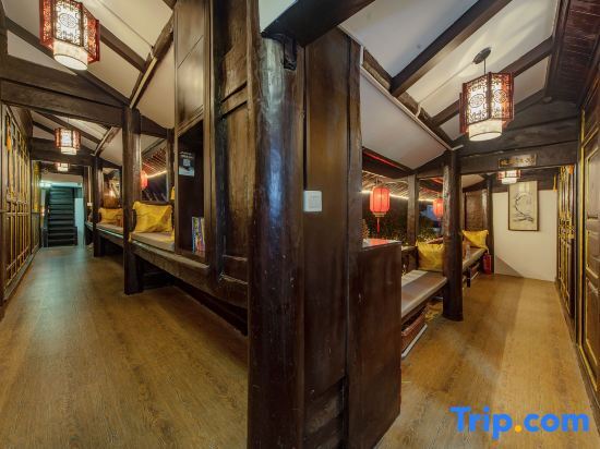 Лицзян: Yiyuan Snow Mountain View Courtyard Inn (Lijiang ancient city mufu branch)