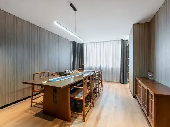 Шанхай: Shanghai Xujiahui 80,000 Stadium Quli Hotel