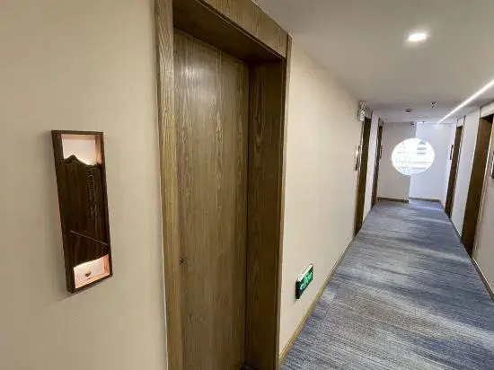 Буркин: Kanas H Resort