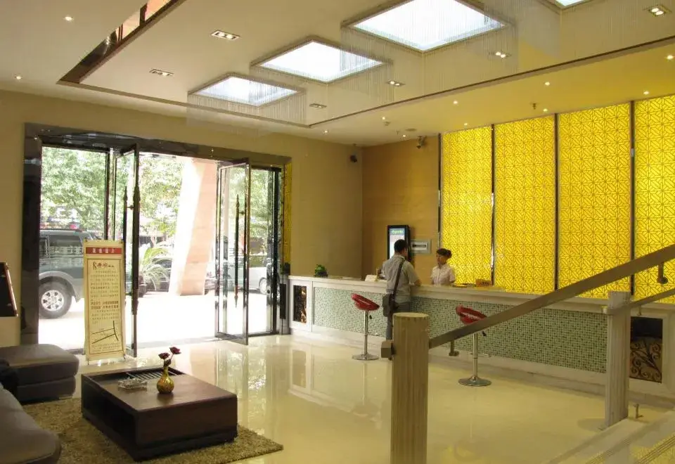 Мяньян: Huayangnianhua Hotel