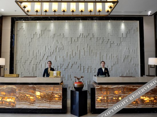 Fortune Sunshine Hotel — фото 1