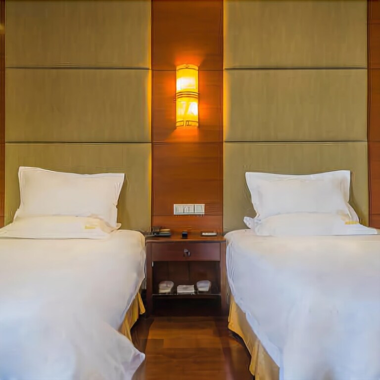 Наньтун: Home Inn Nantong Qingnian Middle Road