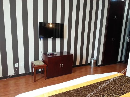 Ухань: Starlight Haowei Business Hotel