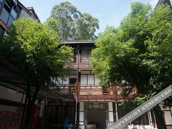 Чэнду: Pangjie Inn