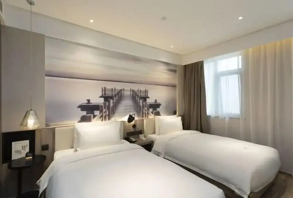 Иу: Junhong Hotel