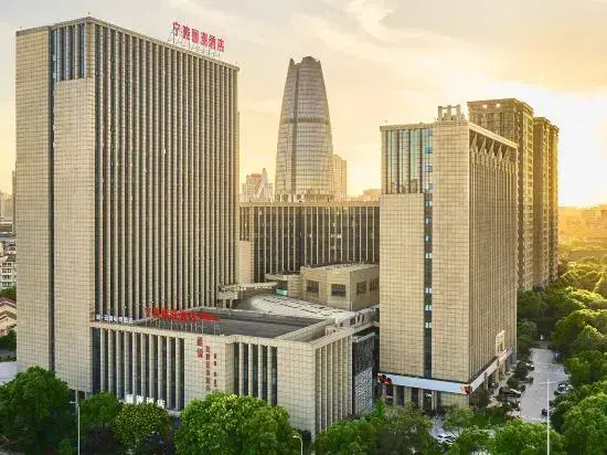 Нинбо: Baina Hotel (Ningbo Laowaitan Shuguang Metro Station Branch)