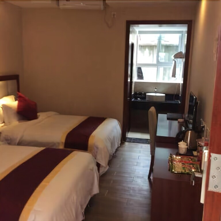 Чэнду: Xiling Xueshan Xixin Hotel