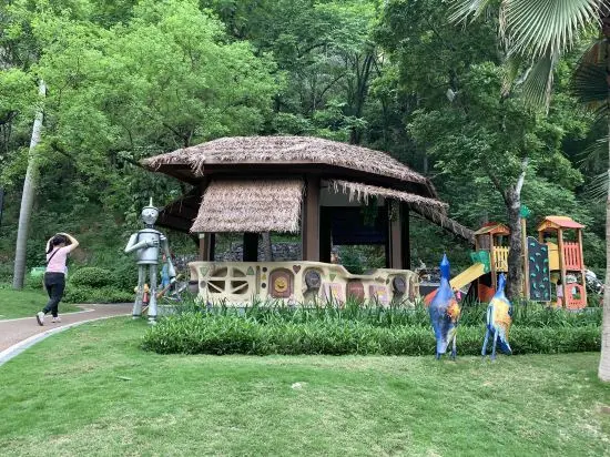 Яншо: Guiyin Hotel (Yangshuo Songcheng Qiangu Scenery Area)