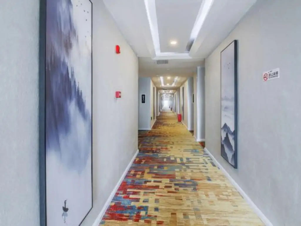 Дунгуань: 24H Elegant Hotel (Daojiao)