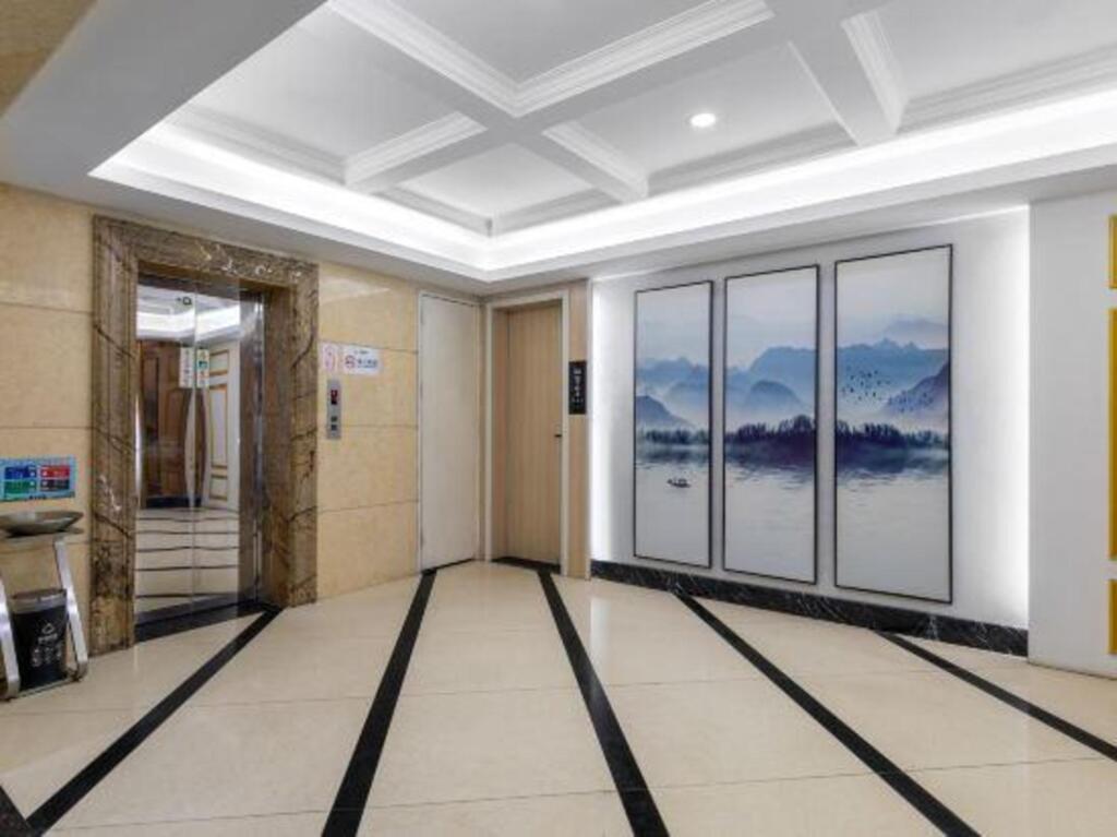 Дунгуань: 24H Elegant Hotel (Daojiao)