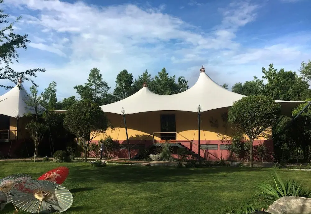 Чэнду: Muise Tented Camp Resort
