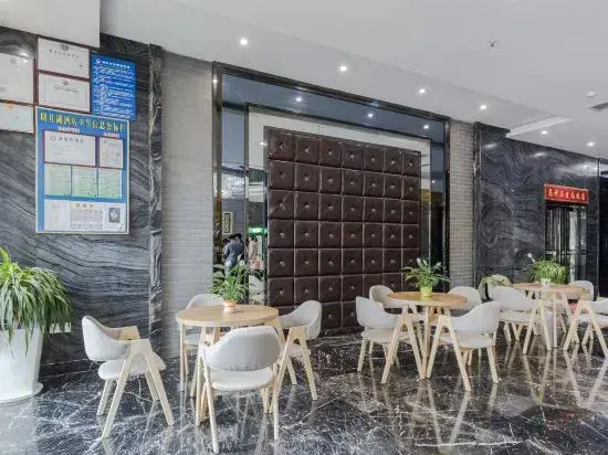 Байсе: Mingyuehu Hotel (Pingguo People's Hospital Shop)