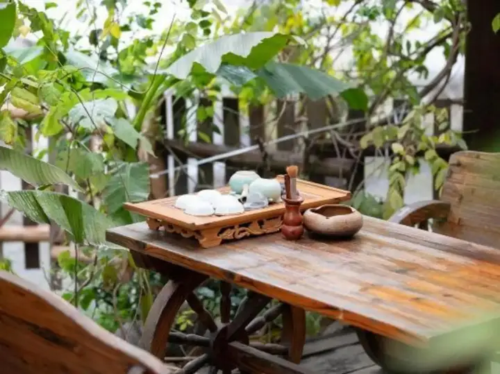 Шанхай: Zhouzhuang Hanshe Ziteng Bieyuan