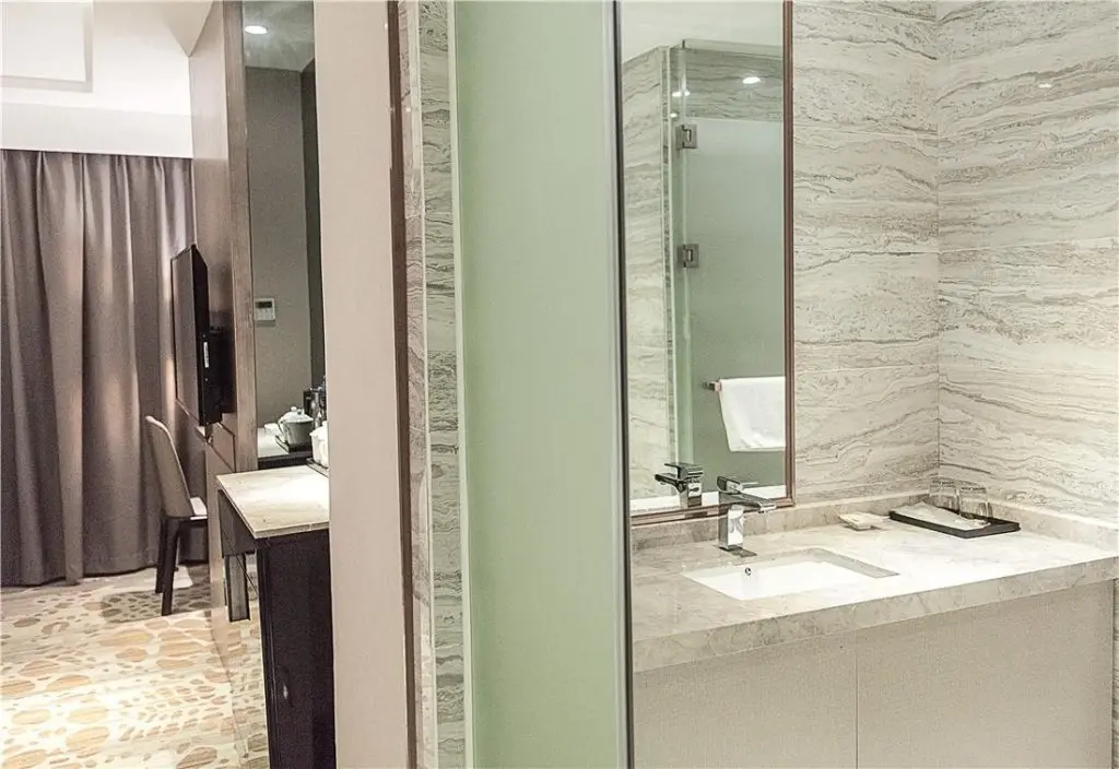 Шэньчжэнь: Insail Hotel Shenzhen East Railway Station Buji Subway Station