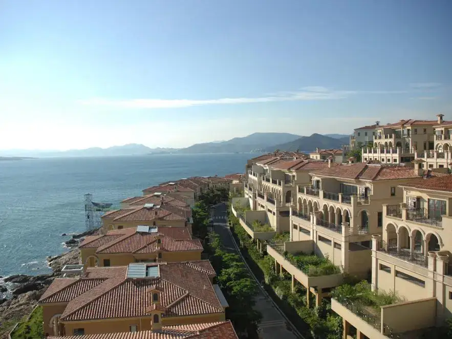 Шэньчжэнь: Century Sea-View Resort