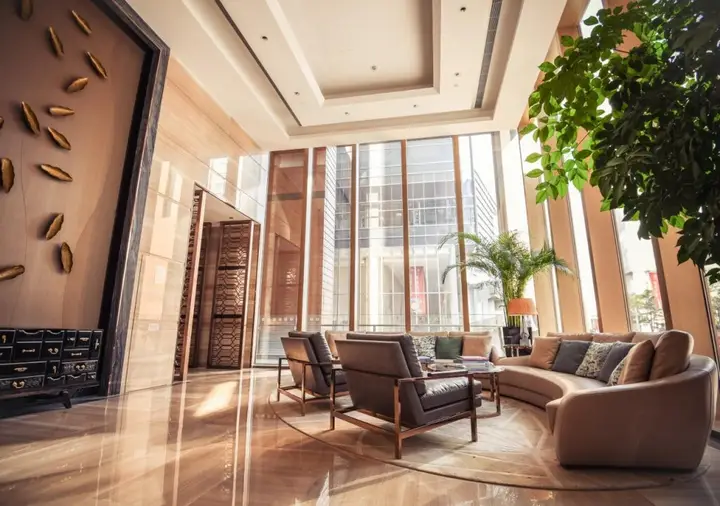 Циндао: Mulliner Beluga House (Qingdao The Mixc Aofan Wusi Square)