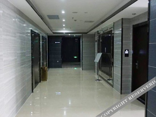 Нанкин: Qingmu Hotels Chain (Nanjing Maigaoqiao)