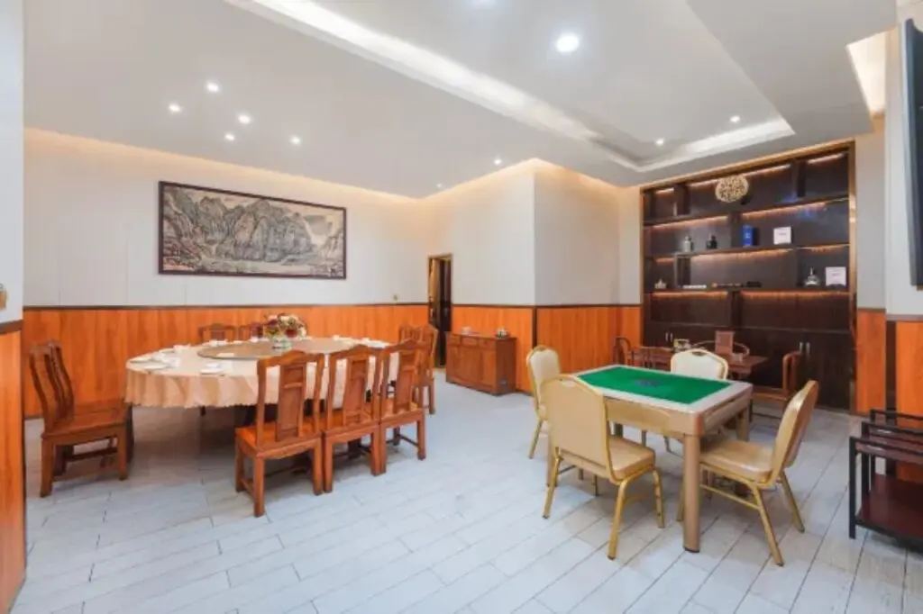 Дунгуань: Vienna Classic Hotel (Dongguan Chang'an Xiandai)
