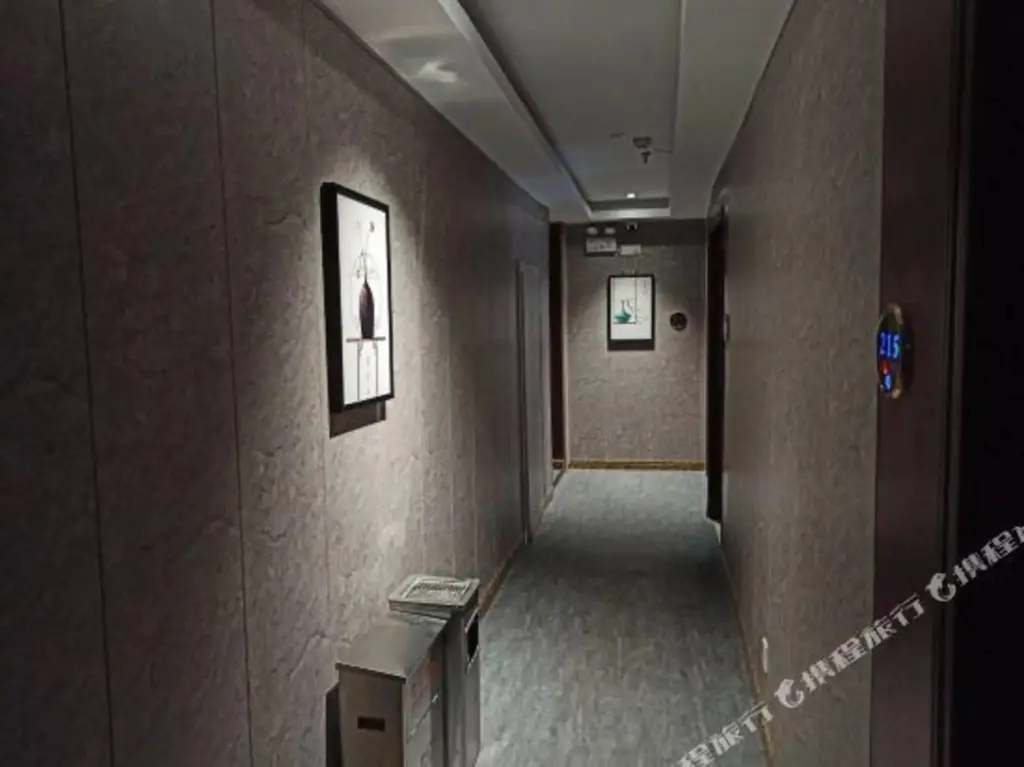Шэньчжэнь: Yuefa Hotel (Shenzhen Dongmen Old Street Shaibu Subway Station)