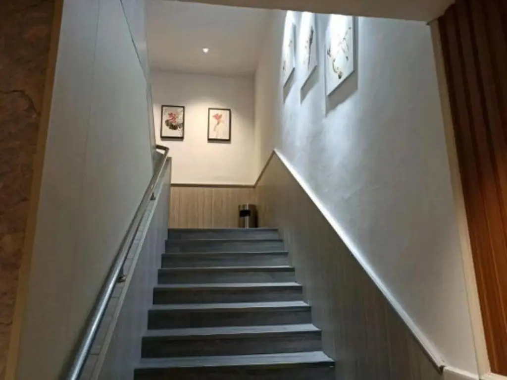 Шэньчжэнь: Yuefa Hotel (Shenzhen Dongmen Old Street Shaibu Subway Station)