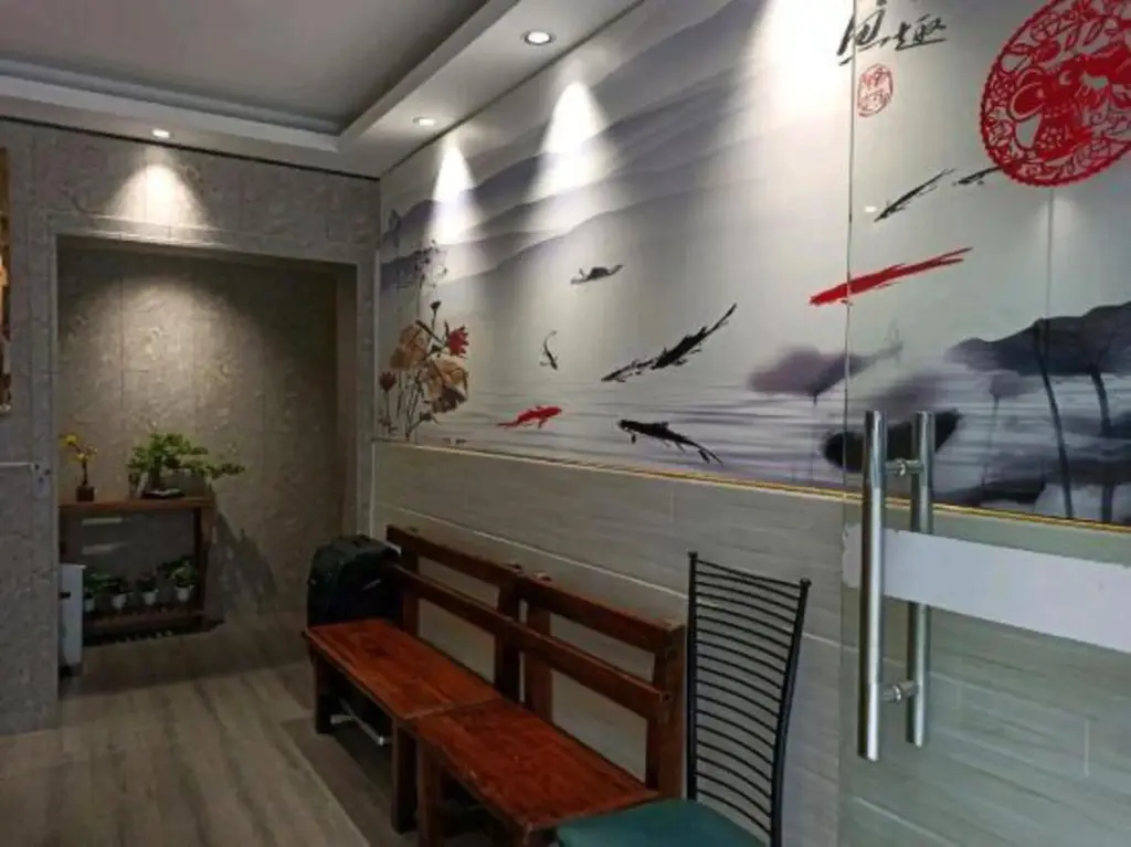 Шэньчжэнь: Yuefa Hotel (Shenzhen Dongmen Old Street Shaibu Subway Station)