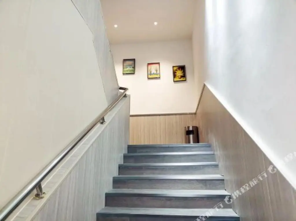 Шэньчжэнь: Yuefa Hotel (Shenzhen Dongmen Old Street Shaibu Subway Station)
