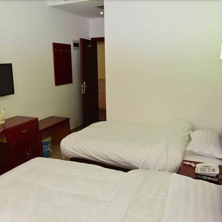 Пекин: Beijing Longyuange Express Hotel Baiziwan Subway Station