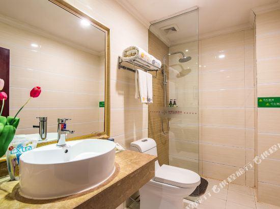 Yi Jia City Hotel (Wah Yang MTR Station) — фото 1