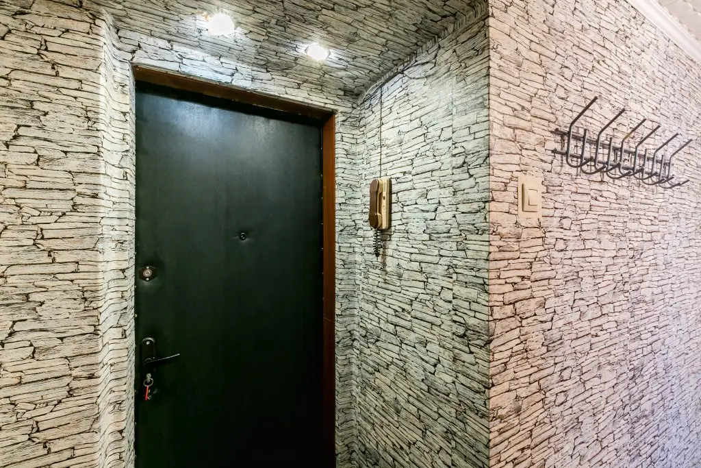 MaxRealtyул. Строителей, 9, кв. 24 — фото 1