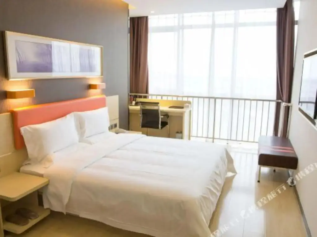 Таншань: 7 Days Premium Tangshan City Hall