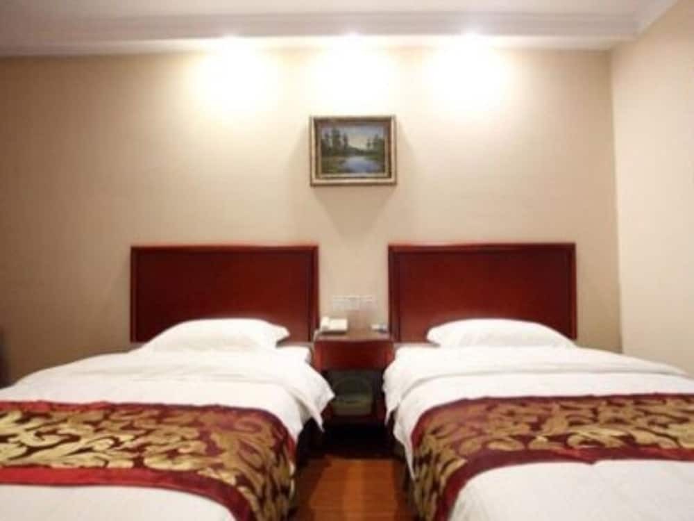 Хайкоу: GreenTree Inn Haikou Longhua District Jinpan Express Hotel