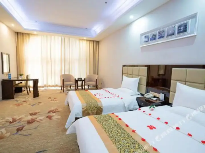 Лиаоченг: Liaocheng shengjing hot spring hotel