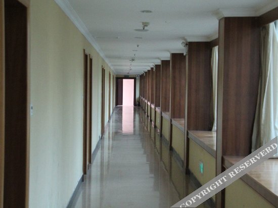 Цзинмэнь: Zhanghe Bandao Hotel Jingmen Zhanghe Scenic Spot