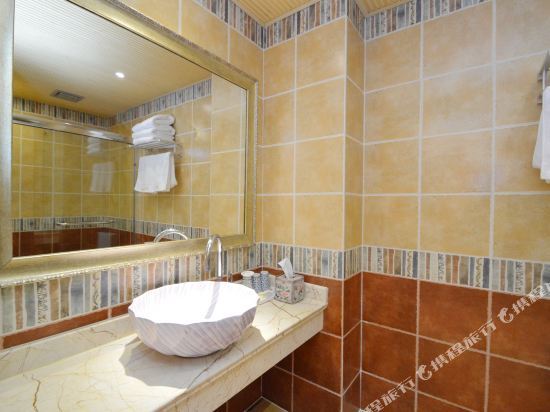 Нанкин: 3 Good Hotel Vienna (Xianfeng Square, Xuanwu Lake Park, Nanjing Railway Station)