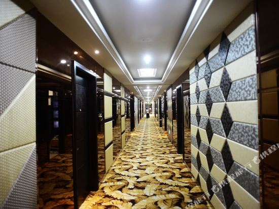 Шанхай: Liquan Business Hotel