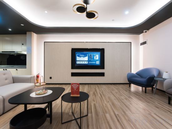 Шэньчжэнь: CJIA Apartment (Shenzhen Bao'an Fanshen Subway Station)