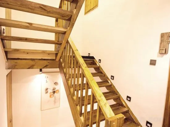 Сянси: Qingjufengzhu Riverview Guesthouse