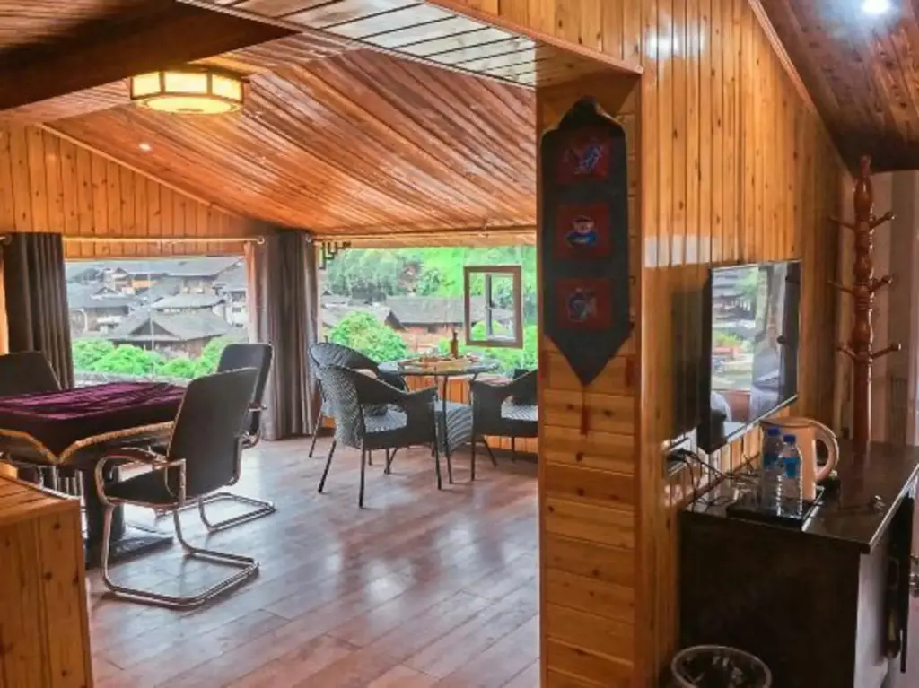 Леишан: Qianzhuang Holiday Hotel