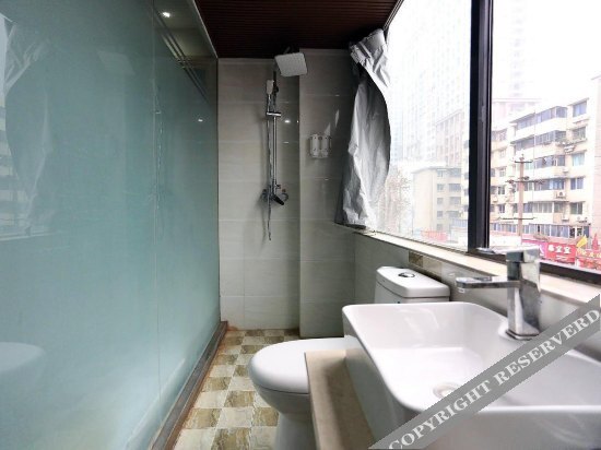 Yuejin Business Hotel (Wuyi Square) — фото 1