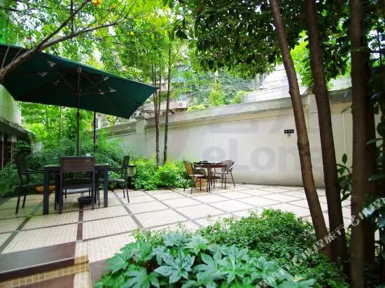 Гуйян: 贵阳良家文庭花园酒店