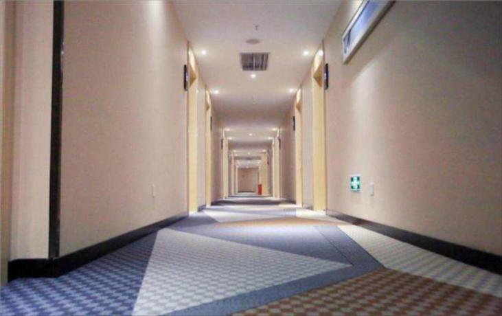 Чэнду: City Comfort Inn Chengdu Tianfu Square Metro Station